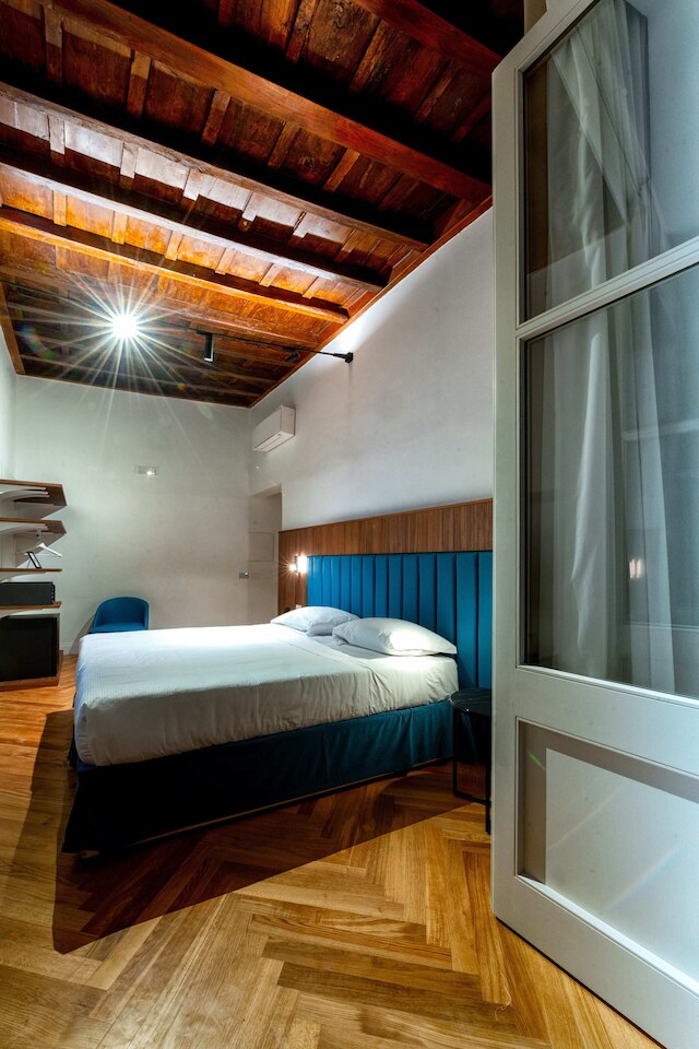 AGH - カプラニカ