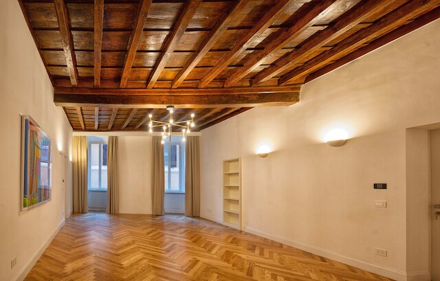 AGH - カプラニカ