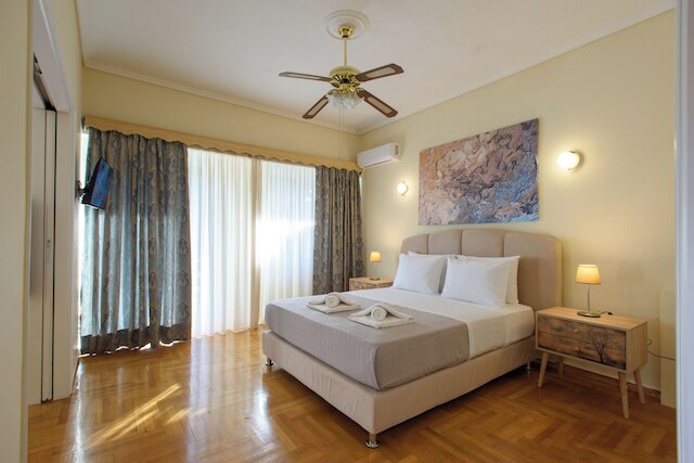 ブルー アーク アクロポリス シグネチャー レジデンス