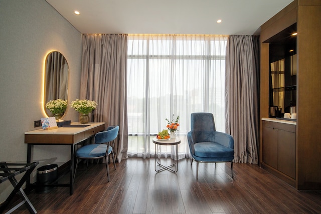 ニャット ハ ラヴィッシュ ホテル