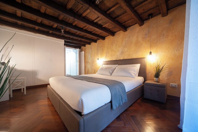 ナヴォナ ジャクジー アパートメント