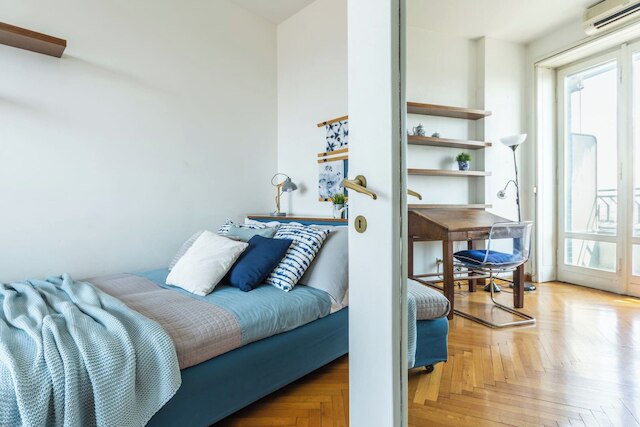 セントロ ピアッツァーレ ビアンカマーノ - ルミノーソ ビロカーレ イン