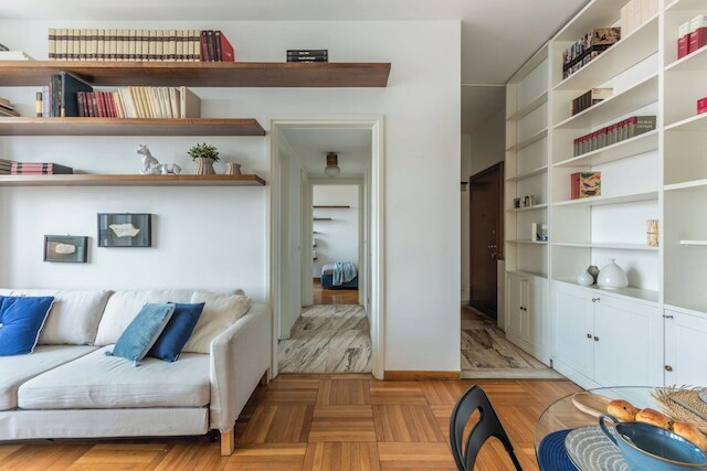 セントロ ピアッツァーレ ビアンカマーノ - ルミノーソ ビロカーレ イン