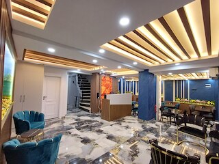 ホワイト パレス ハリッチ