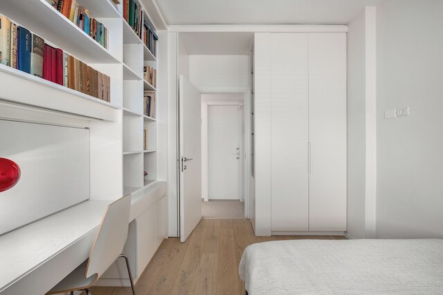 シック ブライト アーバン エスケープ バイ シー アンド レント