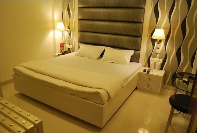 オテル アリナ イン