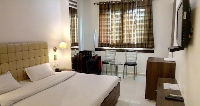 オテル アリナ イン