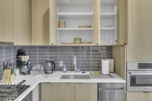 ローガンサークル ファーニッシュド アパートメント 2 ベッドルーム アパート