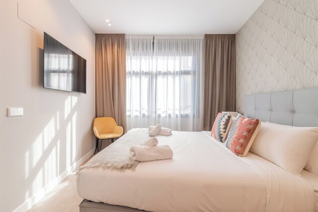 ホーム アート アパートメンツ ベルナベウ