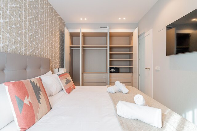 ホーム アート アパートメンツ ベルナベウ