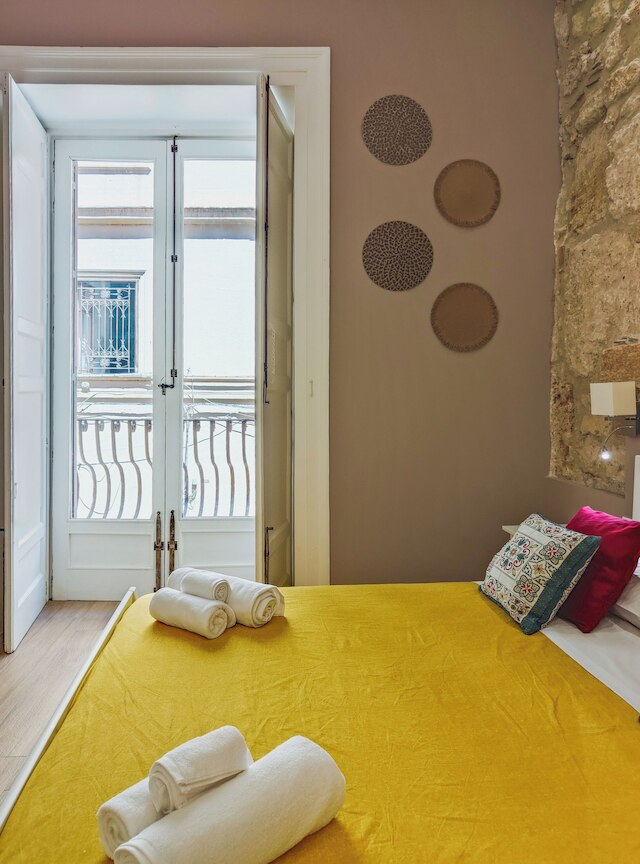 ディモラ カレッラ