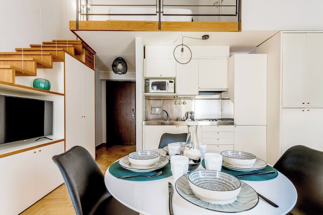 セントロ ヴィコロ フィオリ - モダン スプリット レベル アパートメント