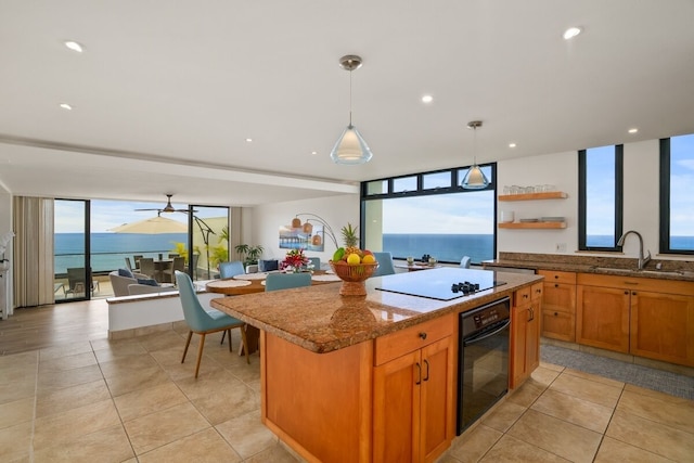 プウ ポア 312 2 ベッドルーム コンド