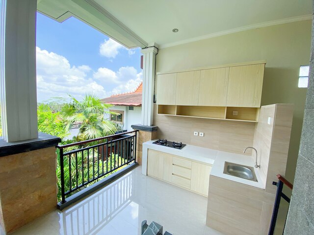 オエマ スリヤ ウブド