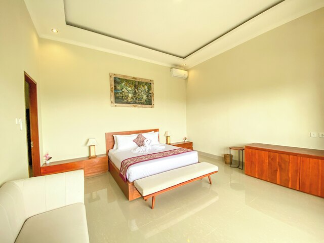 オエマ スリヤ ウブド