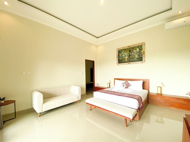 オエマ スリヤ ウブド