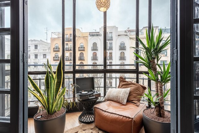 アガデズ - 3 ベッドルームズ アンド バルコニー イン リスタ