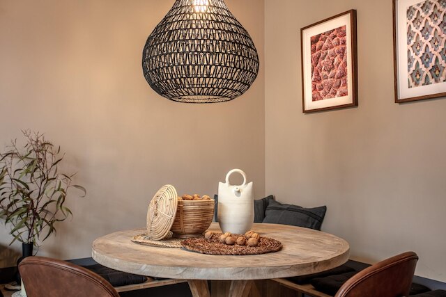 アガデズ - 3 ベッドルームズ アンド バルコニー イン リスタ