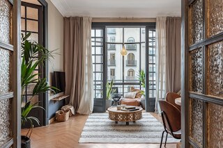 アガデズ - 3 ベッドルームズ アンド バルコニー イン リスタ