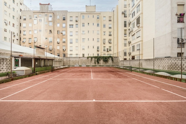 ハラ - 2 ベッドルームズ アンド シェアードプール イン サラマンカ