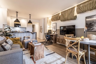 ハラ - 2 ベッドルームズ アンド シェアードプール イン サラマンカ