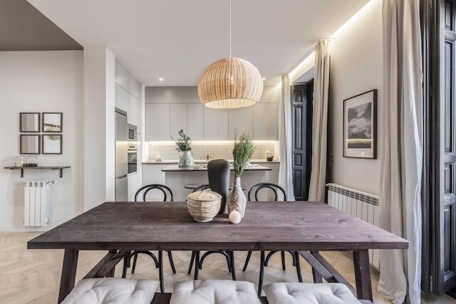 セビリア - 4 ベッドルームズ イン トラファルガー