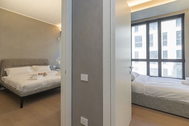 サン バビラ セントラル タワー バイ レントポリス - ハイエンド 1 ベッドルーム ウィズ パノラミック テラス オーバールッキング ドゥオーモ