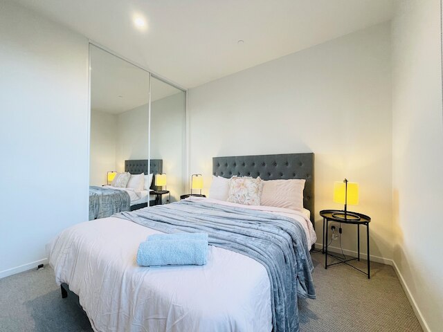 メガ スタイル アパートメンツ アレクサンダー