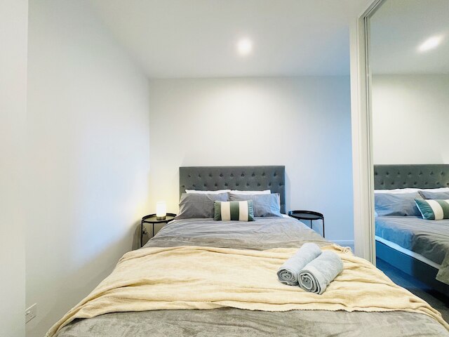 メガ スタイル アパートメンツ アレクサンダー