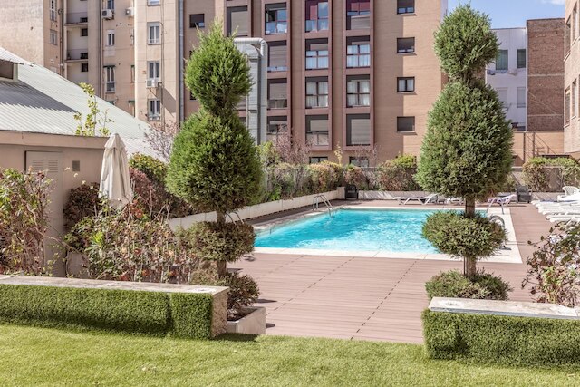 インジア - 1 ベッドルーム アンド プール イン リスタ