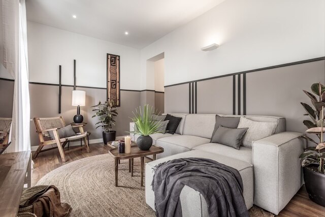 ヤンガンビ - 2 ベッドルームズ アンド オフィス イン リスタ