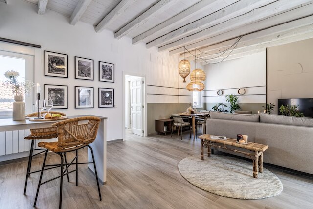 メリト - 2 ベッドルームズ アンド オフィス イン フスティシア