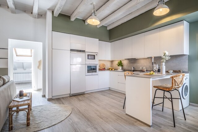 メリト - 2 ベッドルームズ アンド オフィス イン フスティシア