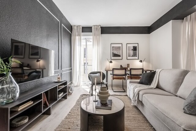 アロンソ - 3 ベッドルームズ ウィズ テラス イン リオス ロサス