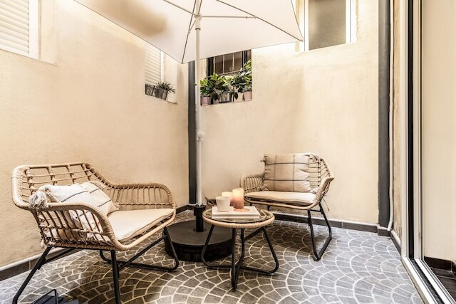 ガレズ - スタジオ アンド テラス イン ロス ロサス