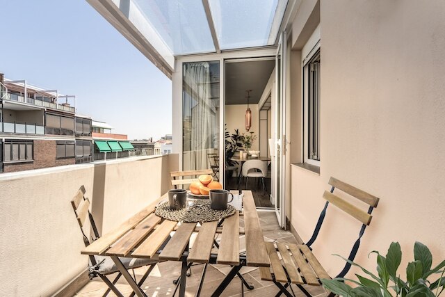 カソリア - 3 ベッドルームズ アンド テラス イン トラファルガー