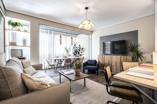 カソリア - 3 ベッドルームズ アンド テラス イン トラファルガー