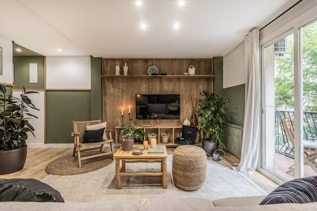 ルケ - 3 ベッドルームズ アンド バルコニー イン リスタ