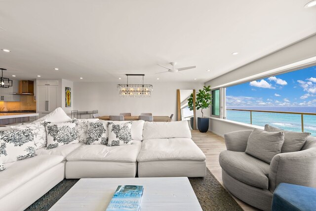 コロニー サーフ 1503 1504 1 ベッドルーム コンド