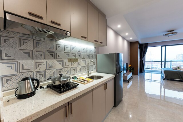 TK スター コンド バイ ソーベン ホームズ