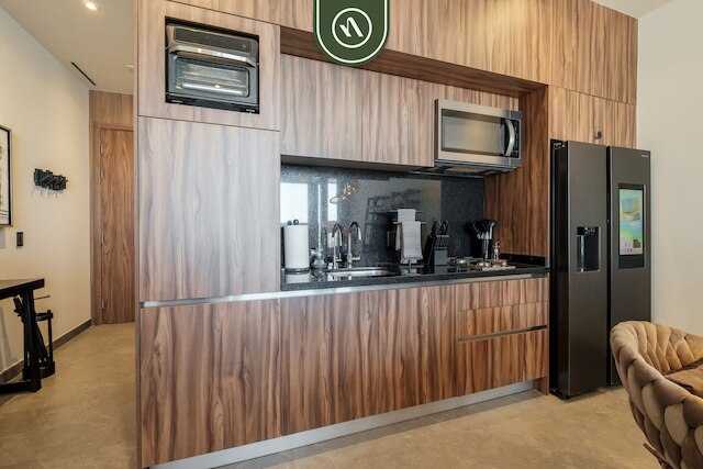 ビー グランド レフォルマ 2705