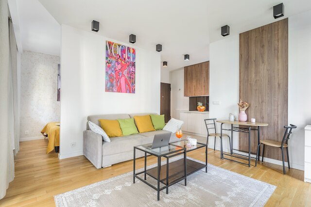 ルミナ ビューティフル アパートメント ワルシャワ