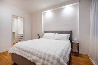 ラグジュアリー アパートメント イン バーリ センター