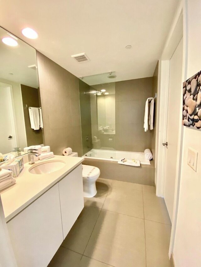 モンテカルロ バイ マイアミ アンバサダーズ