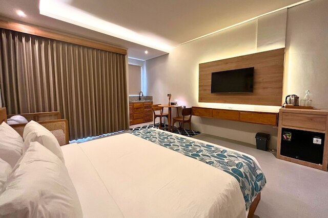 キャンプバー 4