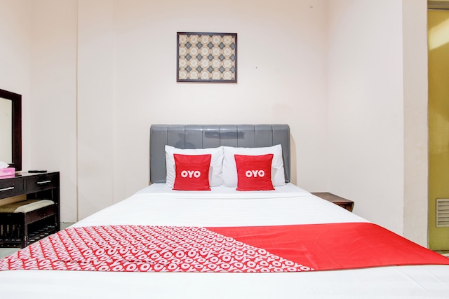 コレクション O シンパン リマ ニア シンパン リマ スマラン フォーマリー ホテル エベン ハエゼル