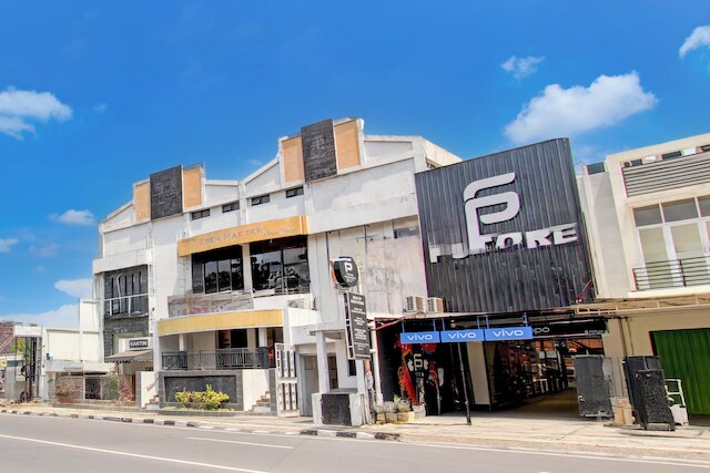 コレクション O シンパン リマ ニア シンパン リマ スマラン フォーマリー ホテル エベン ハエゼル