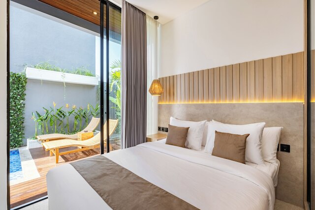 プライベート ヴィラ アイラ 9C 10ミン メラスティビーチ