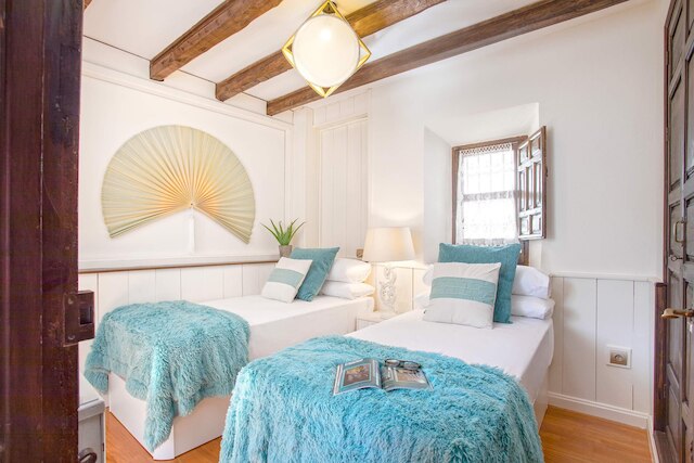 ジェンティール ホーム ミラドール デ ロス レイエス