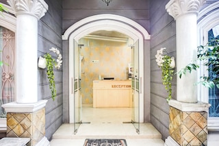 ホテル O メダン シティ ニア ラパンガン ベンテン フォーマリー ラリカ レジデンス